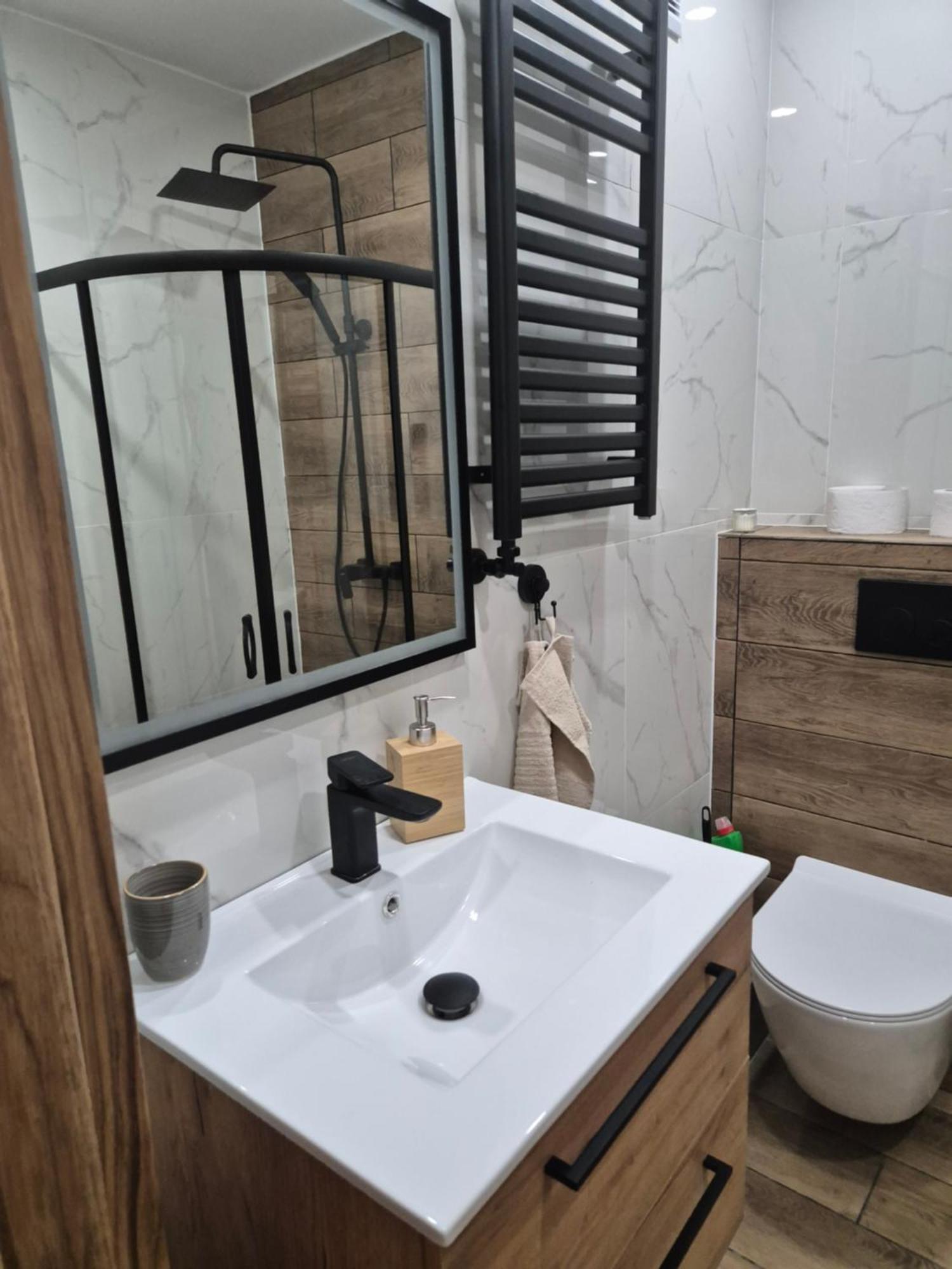 Nati Appartement Radom Buitenkant foto